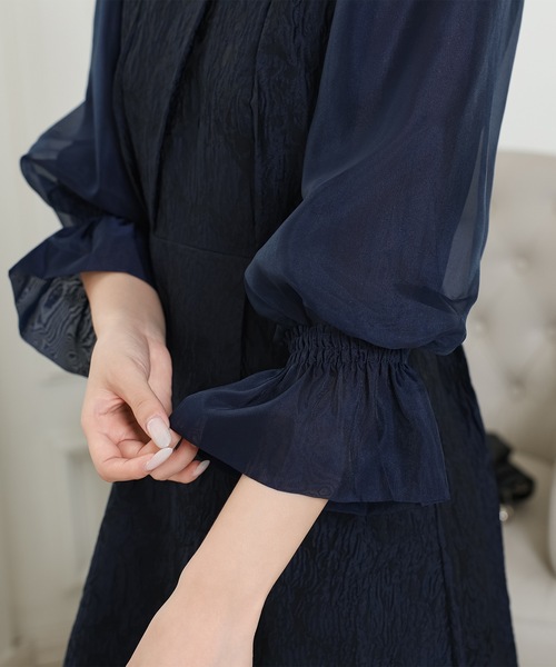 Lace Ladies(レースレディース)の「スタンドカラー 異素材 ドッキング キャンディ袖 ワンピース(ドレス・レディース・ネイビー/ブラック/チャコールグレー・FREE/S)」の15枚目の写真