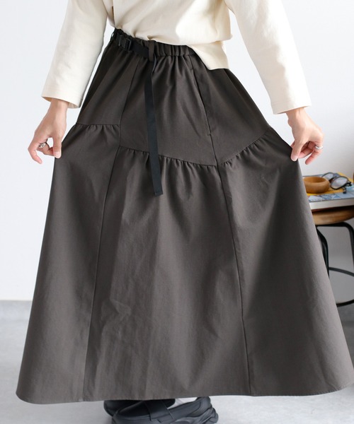 cepo（セポ）の「〈遮熱・保温 / UVカット / イージーケア〉ECOFINE ランダムギャザースカート（スカート・レディース・チャコール/キャメル・M）」の7枚目の写真