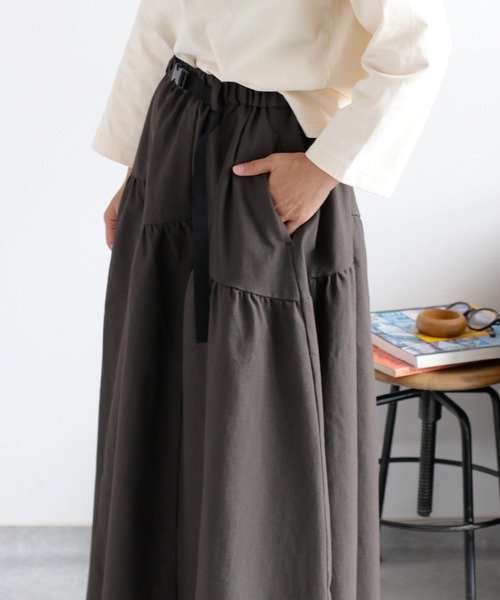 cepo（セポ）の「〈遮熱・保温 / UVカット / イージーケア〉ECOFINE ランダムギャザースカート（スカート・レディース・チャコール/キャメル・M）」の6枚目の写真
