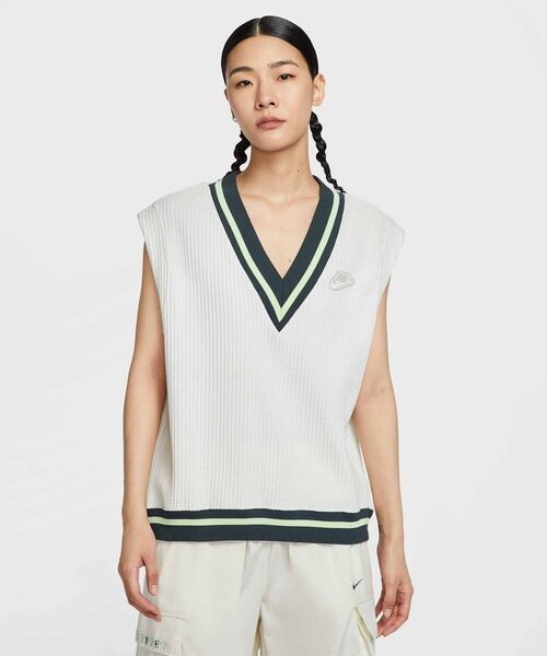 NIKE(ナイキ)の「ナイキ スポーツウェア ウィメンズ ワッフルニット ベスト / Nike Sportswear Women's Waffle-Knit Vest IM7483-133 Sail(ベスト・レディース・クリーム・S/M/XS/L/XL)」の14枚目の写真