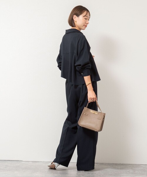 NOLLEY’S(ノーリーズ)の「【一部WEB限定色アイテム】ウォッシャブルフリルプルオーバーブラウス(シャツ/ブラウス・レディース・ネイビー/ベージュ/チャコールグレー・38)」の6枚目の写真
