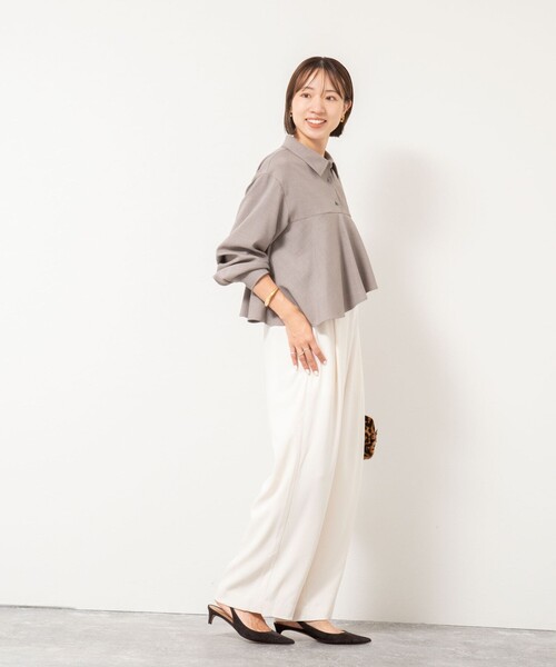 NOLLEY’S(ノーリーズ)の「【一部WEB限定色アイテム】ウォッシャブルフリルプルオーバーブラウス(シャツ/ブラウス・レディース・ネイビー/ベージュ/チャコールグレー・38)」の11枚目の写真