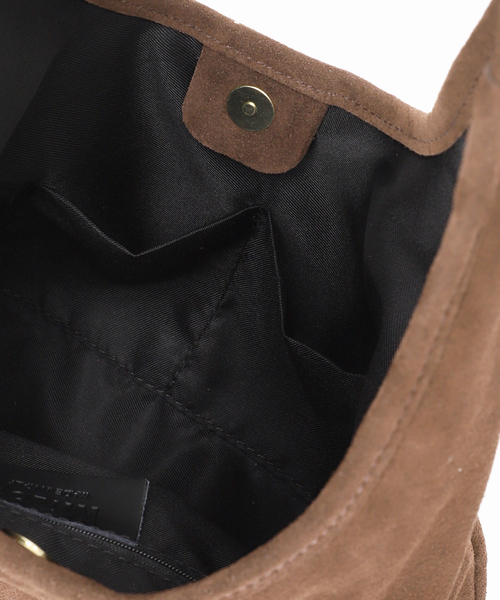 MILOS（ミロス）の「MILOS/ミロス SUEDE TRIANGLE BAG（ショルダーバッグ・レディース・ブラウン・FREE）」の20枚目の写真