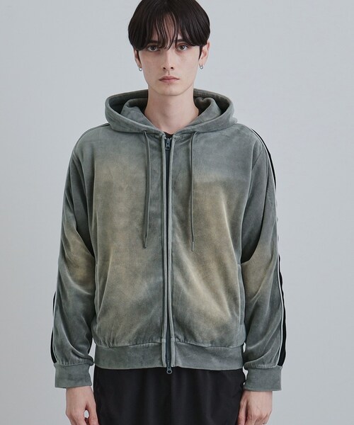 tk.TAKEO KIKUCHI（ティーケータケオキクチ）の「ヴィンテージライクベロアジップパーカー（パーカー・メンズ・ブラック/ライトグレー・02/03）」の20枚目の写真