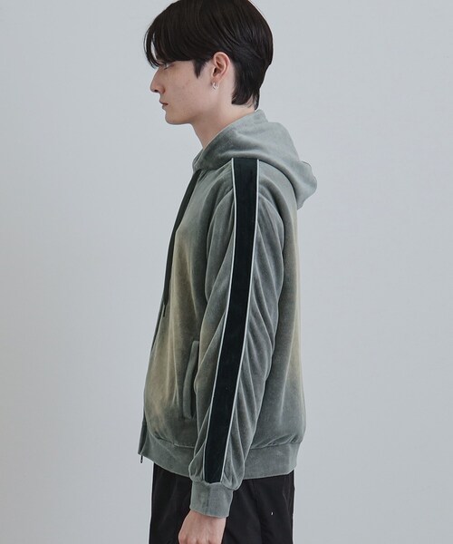 tk.TAKEO KIKUCHI（ティーケータケオキクチ）の「ヴィンテージライクベロアジップパーカー（パーカー・メンズ・ブラック/ライトグレー・02/03）」の21枚目の写真