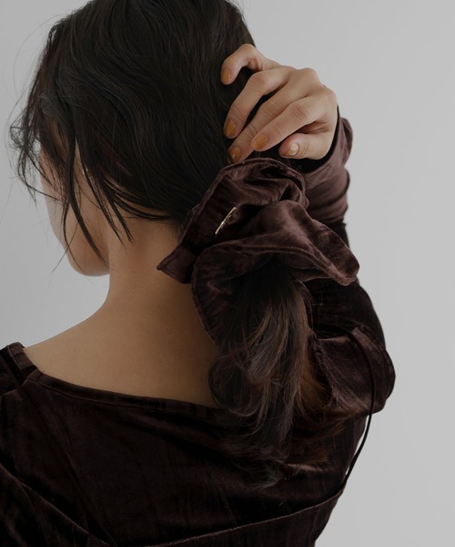 ベロアボリュームシュシュ（シュシュ）｜hellam（へラム）の