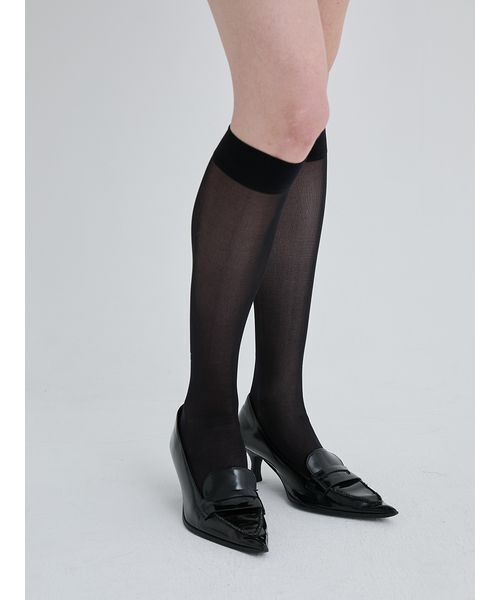 SORIN(ソリン )の「Logo Sheer High Socks/ロゴシアーハイソックス(ソックス/靴下・レディース・ブラック/ホワイト/レッド/ブラウン・F)」の6枚目の写真