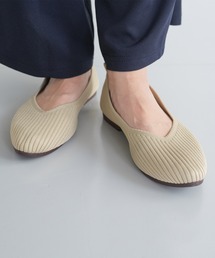 ポインテッドトゥニットパンプス