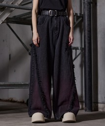 ERAR（エラー）の「【ERAR】ロゴ刺繍フリンジデザインスプレー加工ワイドフレアデニムパンツ（デニムパンツ）」