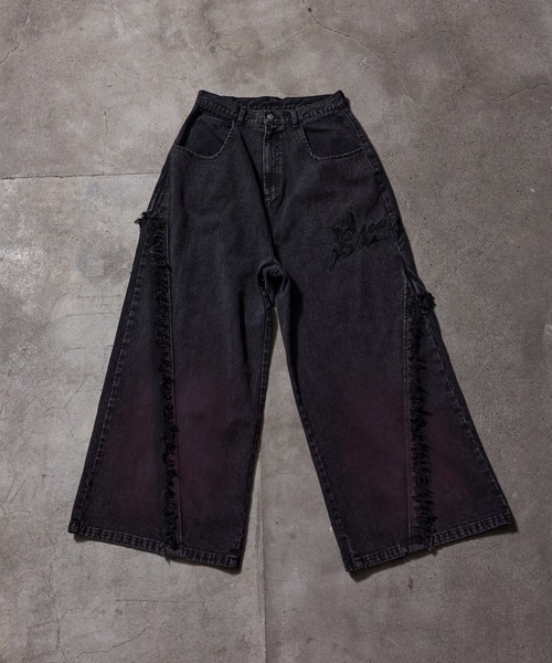 ERAR（エラー）の「【ERAR】ロゴ刺繍フリンジデザインスプレー加工ワイドフレアデニムパンツ（デニムパンツ・メンズ・レッド/ホワイト・M/XL/L/S）」の17枚目の写真