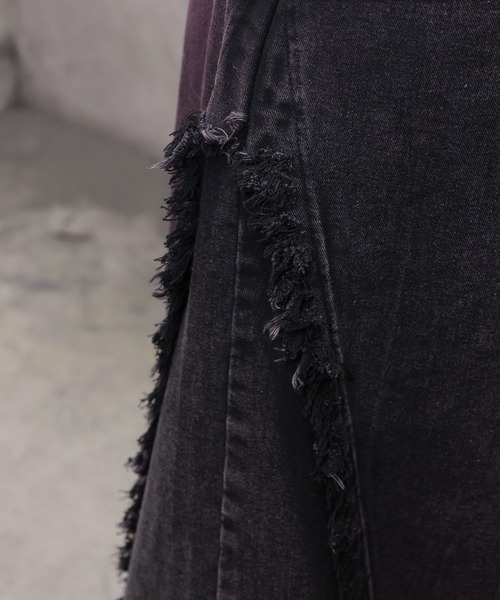 ERAR（エラー）の「【ERAR】ロゴ刺繍フリンジデザインスプレー加工ワイドフレアデニムパンツ（デニムパンツ・メンズ・レッド/ホワイト・M/XL/L/S）」の12枚目の写真