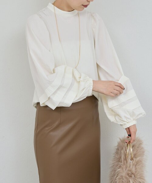 GALLARDAGALANTE（ガリャルダガランテ）の「タックスリーブブラウス（シャツ/ブラウス・レディース・ブラック/ホワイト・FREE）」の11枚目の写真