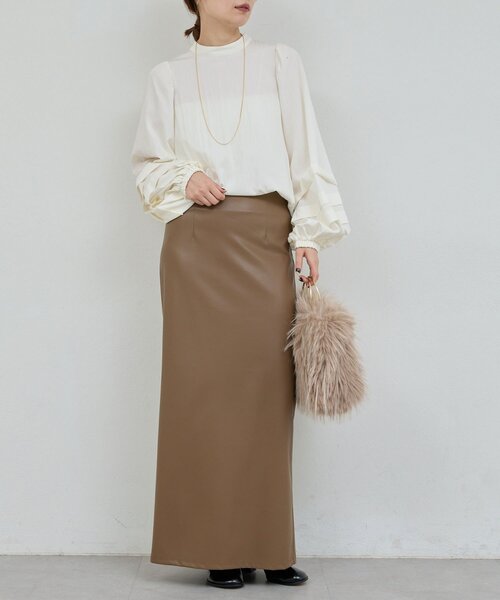 GALLARDAGALANTE（ガリャルダガランテ）の「タックスリーブブラウス（シャツ/ブラウス・レディース・ブラック/ホワイト・FREE）」の7枚目の写真