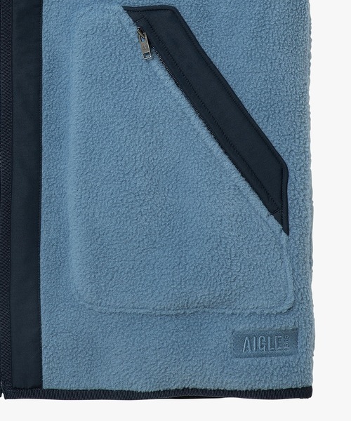 AIGLE（エーグル）の「リバーシブルフリースベスト T-Kit 2WAY（ベスト・メンズ・ブルー/ベージュ/ダークネイビー・S/L/XL/M）」の17枚目の写真