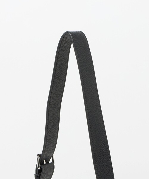 A DAY IN THE LIFE UNITED ARROWS(アデイインザライフユナイテッドアローズ)の「レザーライク スクエアショルダーバッグ <A DAY IN THE LIFE>(トートバッグ・レディース・ベージュ/その他1/ブラック・FREE)」の15枚目の写真