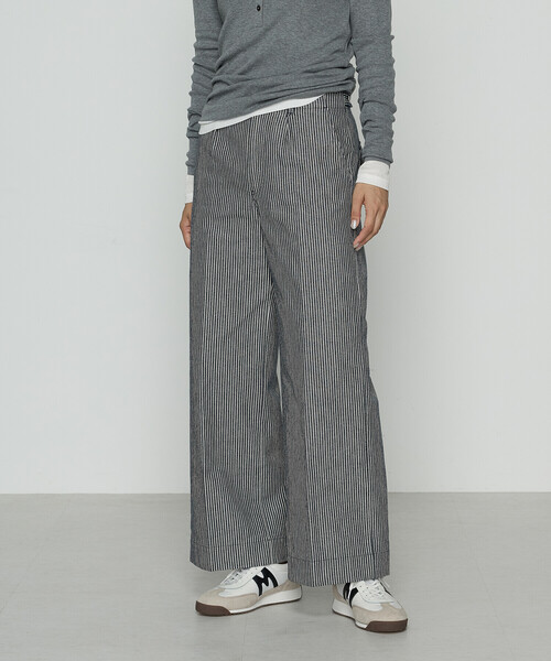 COMME CA Wardrobe(コムサワードローブ)の「〔 +サイズ 〕ヒッコリーストライプ パンツ(スラックス・レディース・ネイビー/キナリ・13号)」の6枚目の写真