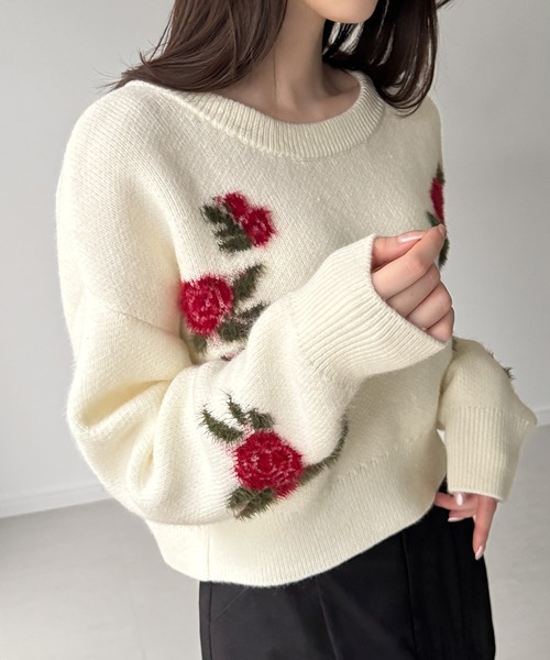 junoah（ジュノア）の「花柄ジャガードショートニット（ニット/セーター・レディース・ダークブラウン/アイボリー/ネイビー・LARGE/MEDIUM）」の5枚目の写真