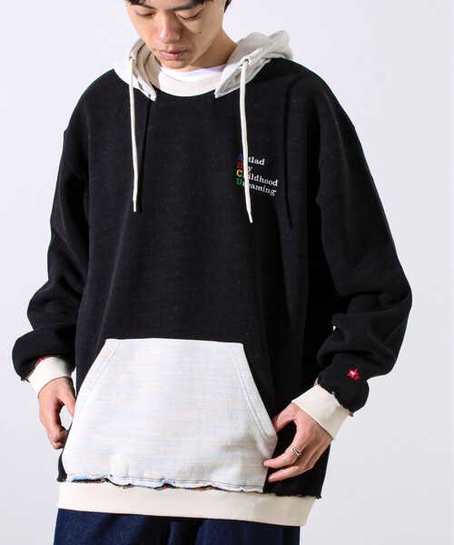 GLOSTER（グロスター）の「【BOY BACK FANCYシリーズ】スウェットフーディ（パーカー・メンズ・ブラック/ライトグレー/キナリ・S/M/L）」の2枚目の写真