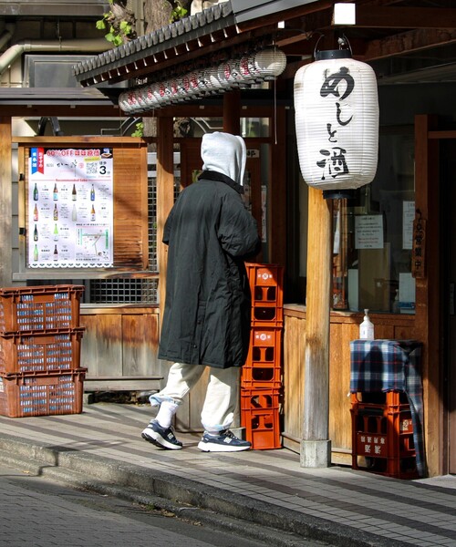 GLOSTER（グロスター）の「【BOY BACK FANCYシリーズ】スウェットフーディ（パーカー・メンズ・ブラック/ライトグレー/キナリ・S/M/L）」の4枚目の写真