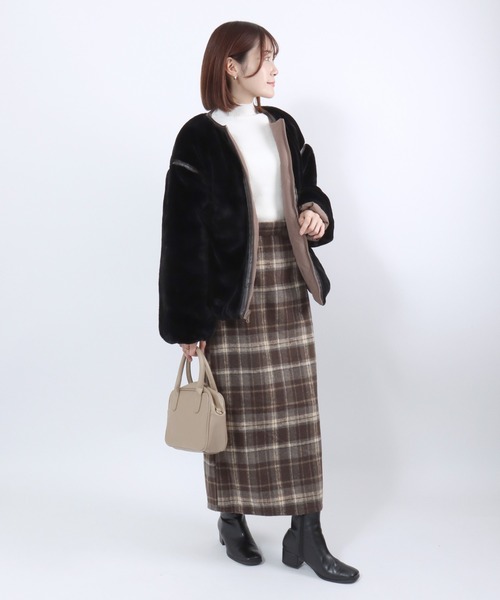 Salong hameu(サロン ハミュー)の「ウェーブキルト×フェイクファー リバーシブルノーカラージャケットブルゾン レディース(ノーカラージャケット・レディース・グレイッシュベージュ/ベージュ/モカ・M/L)」の13枚目の写真