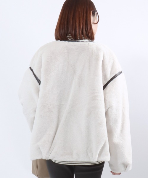 Salong hameu(サロン ハミュー)の「ウェーブキルト×フェイクファー リバーシブルノーカラージャケットブルゾン レディース(ノーカラージャケット・レディース・グレイッシュベージュ/ベージュ/モカ・M/L)」の19枚目の写真