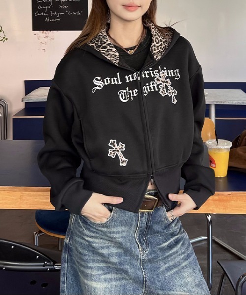 gossip！ロサンゼルス（ゴシップロサンゼルス）の「Y2K 【秋冬新作】レオパード  刺繍フードゆったり パーカー（パーカー・レディース・グレー・M）」の14枚目の写真