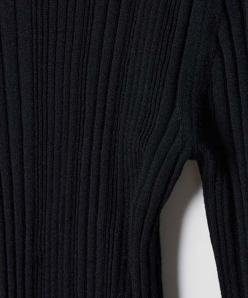 TTUDEMENT（トュードメント）の「BOATNECK RIB KNIT_BLACK（ニット/セーター・レディース・その他・FREE）」の6枚目の写真