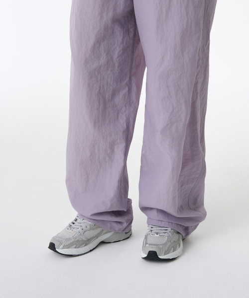 MUSINSA STANDARD WOMAN（ムシンサスタンダードウーマン）の「ウィメンズナイロンワイドストリングパンツ[ラベンダー]（その他パンツ・レディース・その他・30/24/26/28）」の6枚目の写真