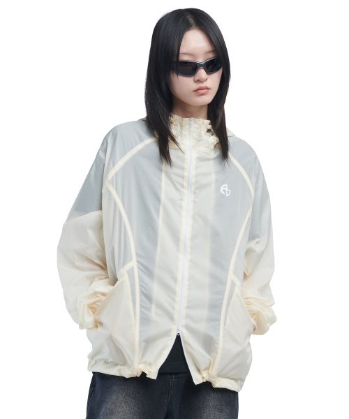 NOMANUAL(NOMANUAL)の「AETHER NYLON JACKET - SAND YELLOW(ナイロンジャケット・レディース・その他・MEDIUM/LARGE)」の1枚目の写真