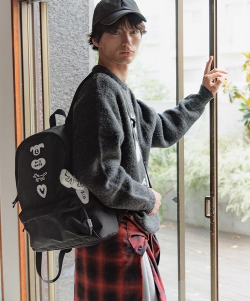 ALAND（エーランド）の「【UNISEX】 ALAND×INAPSQUARE／デイパック（バックパック/リュック・レディース・ブラック・FREE）」の3枚目の写真