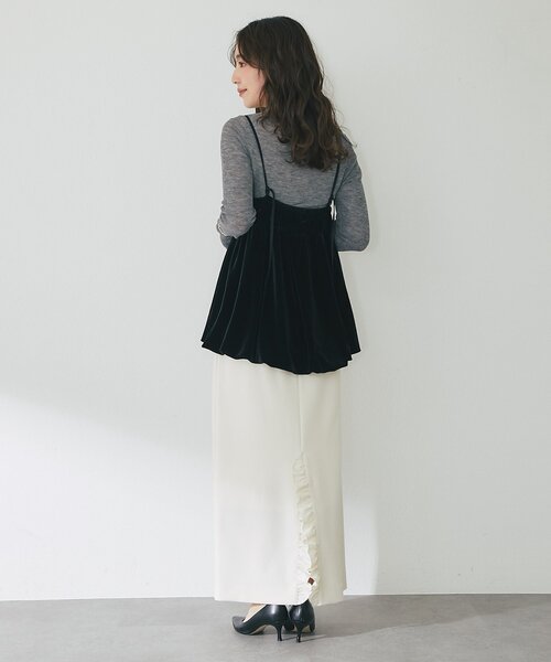 La boutique BonBon（ラブティックボンボン）の「【クラスアップコーデのポイントに】ベロアキャミブラウス（キャミソール・レディース・ブラウン/チャコールグレー/ブラック・FREE）」の9枚目の写真