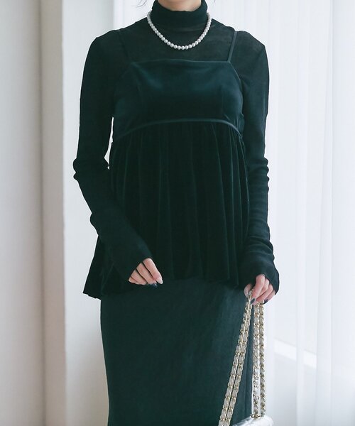 La boutique BonBon（ラブティックボンボン）の「【クラスアップコーデのポイントに】ベロアキャミブラウス（キャミソール・レディース・ブラウン/チャコールグレー/ブラック・FREE）」の13枚目の写真