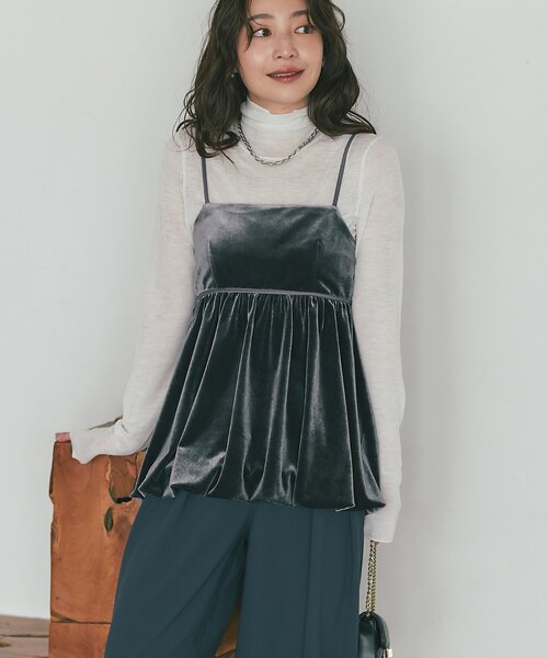 La boutique BonBon（ラブティックボンボン）の「【クラスアップコーデのポイントに】ベロアキャミブラウス（キャミソール・レディース・ブラウン/チャコールグレー/ブラック・FREE）」の22枚目の写真
