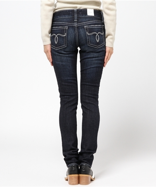 MOUSSY(マウジー)の「Orignal Skinny(デニムパンツ・レディース・ダークブルー/ブルー・26inch/25inch/23inch/24inch/27inch)」の9枚目の写真