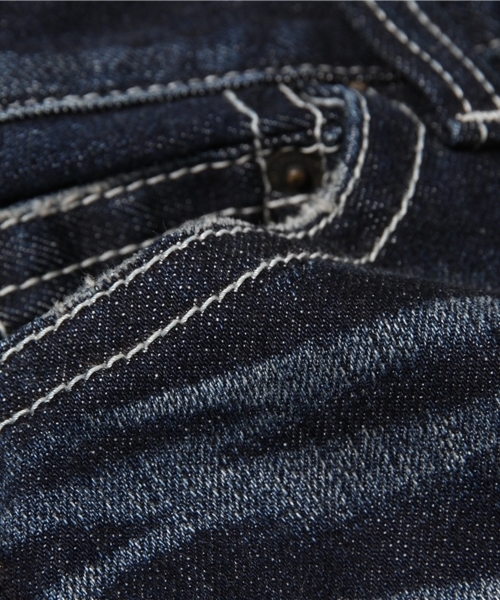 MOUSSY(マウジー)の「Orignal Skinny(デニムパンツ・レディース・ダークブルー/ブルー・26inch/25inch/23inch/24inch/27inch)」の6枚目の写真