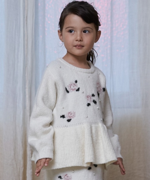 petit main（プティマイン）の「【フワもちっと/リンク】お花パールニット＜セットアップ対応＞（ニット/セーター・キッズ・トップグレー/アイボリー・L(120-130cm)/M(100-110cm)/S(80-90cm)）」の3枚目の写真