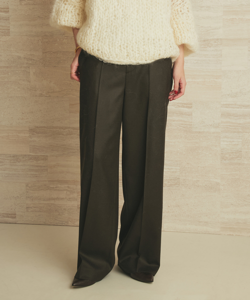plage(プラージュ)の「Elegant Saxony パンツ(スラックス・レディース・カーキ/チャコールグレー・34/36/38)」の2枚目の写真