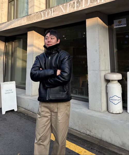 EXCONTAINER(エックスコンテナ)の「クラシックツーピンタックコットンチノパンツ(ベージュ)(その他パンツ・メンズ・その他・MEDIUM/LARGE/X-LARGE/SMALL)」の7枚目の写真