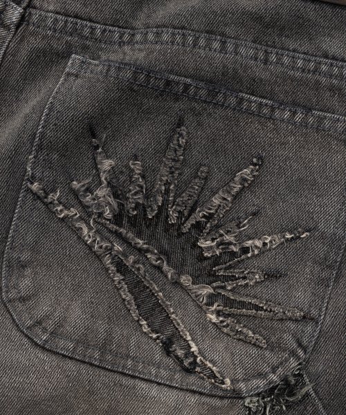 SUNDAY FRUIT MARKET（サンデーフルーツマーケット）の「SUN SYMBOL PATCH DENIM（デニムパンツ・メンズ・その他・MEDIUM/LARGE）」の5枚目の写真