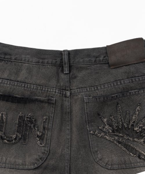 SUNDAY FRUIT MARKET（サンデーフルーツマーケット）の「SUN SYMBOL PATCH DENIM（デニムパンツ・メンズ・その他・MEDIUM/LARGE）」の7枚目の写真
