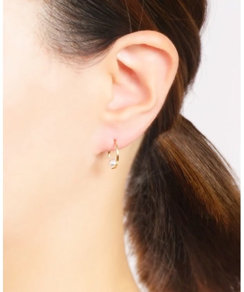 itam(アイタム)の「【itam】アイタム/ ステンレス キャッチレス パール フープ ピアス(ピアス(両耳用)・レディース・ゴールド/シルバー・FREE)」の5枚目の写真