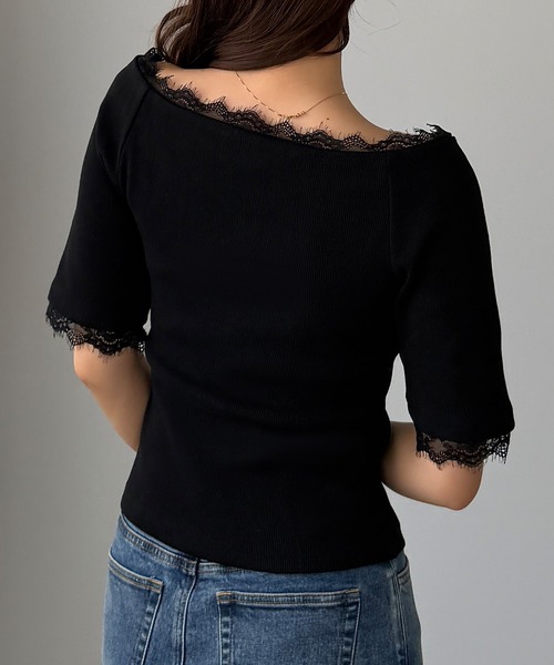 Louere(ルエレ)の「オフショルレーストリムカットソートップス(Tシャツ/カットソー・レディース・ブラック/グレイッシュベージュ/ネイビー・SMALL/MEDIUM/LARGE/X-LARGE)」の12枚目の写真