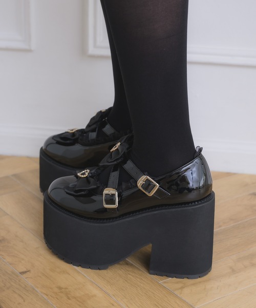 ROJITA（ロジータ）の「クロスベルトリボン厚底シューズ（その他シューズ・レディース・マルチ/ブラック・38/37/36）」の5枚目の写真