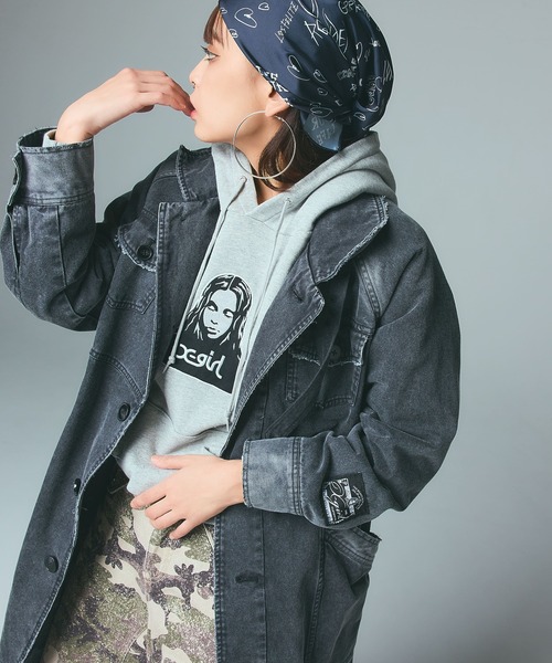 X-girl(エックスガール)の「FADED STAND COLLAR LONG COAT(トレンチコート・レディース・ブラック/ベージュ・S/M)」の9枚目の写真