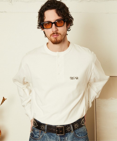 schott（ショット）の「Schott/ショット/SHAKEHAND HENLEY LS T-SHIRT/シェイクハンド ヘンリーロンT（Tシャツ/カットソー・メンズ・グレー/ホワイト/ベージュ・M/L/XL/2XL）」の8枚目の写真