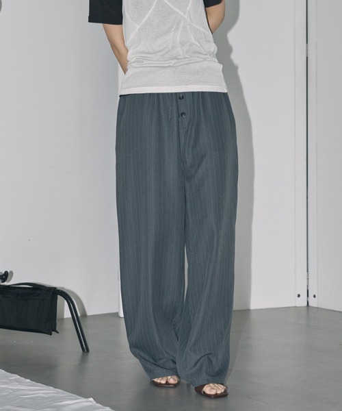Unblend(アンブレンド)の「【Unblend】パウダーツイル ローライズ イージースラックス(スラックス・レディース・ダークブラウン/アイボリー/ライトグレー/ブラック/グレー系・M/L/S)」の9枚目の写真
