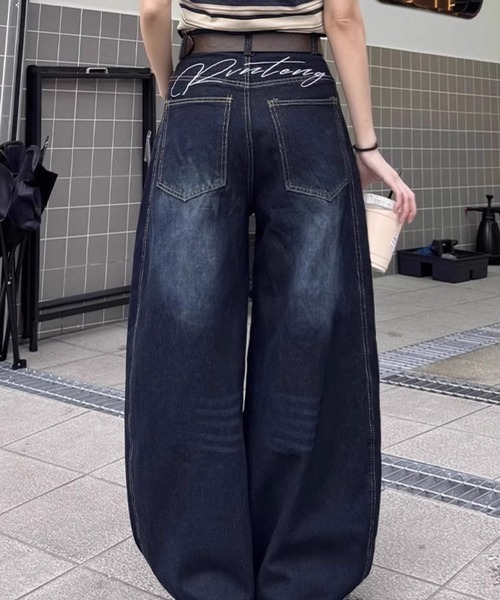NANEA(ナネア)の「バックロゴ刺繍 切り替えカーブデニムパンツ(デニムパンツ・レディース・ブルー・X-LARGE/LARGE/MEDIUM/SMALL)」の6枚目の写真