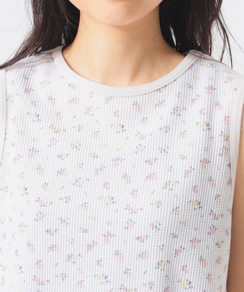 BEAMS BOY（ビームスボーイ）の「フラワー サーマル ノースリーブ（タンクトップ・レディース・ネイビー/オフホワイト・ONE SIZE）」の8枚目の写真
