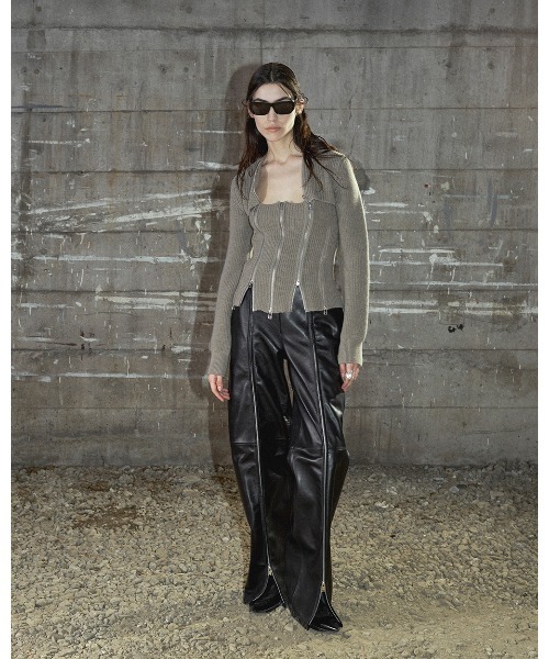 JOHN LAWRENCE SULLIVAN（ジョンローレンスサリバン）の「CORSET SEPARATE KNIT TOP（ニット/セーター・レディース・ブラック・ONE SIZE）」の3枚目の写真