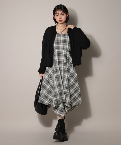 PAGEBOY（ページボーイ）の「シアーチェックマルチWAYワンピース【マルチWAY着用可能】（ワンピース・レディース・ブルー/ブラック・FREE）」の4枚目の写真